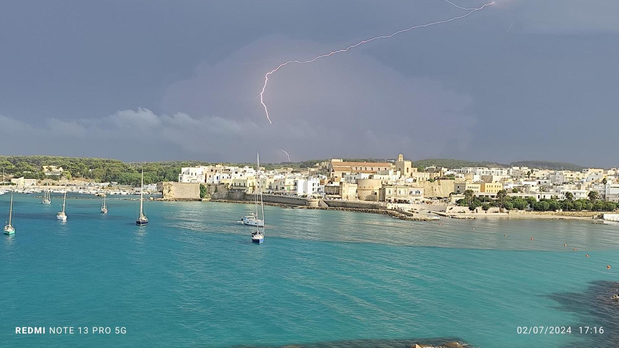 Otranto Mare E Spiagge Otranto Mon Amour Екстериор снимка
